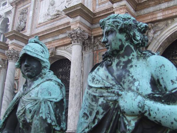 VENICE - Detail