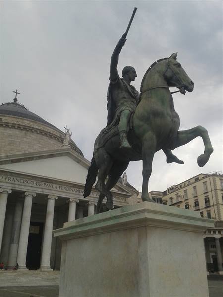 NAPLES - Piazza del Plebiscito
