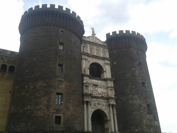 NAPLES - Maschio Angioino