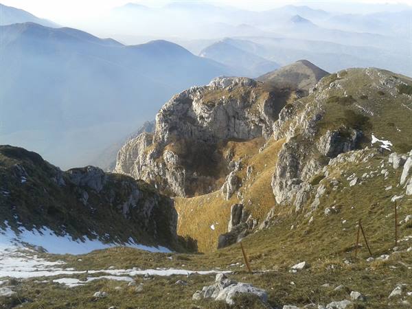 Panorama of the Picentini Mountains from Monte Terminio (1806 m a.s.l.)