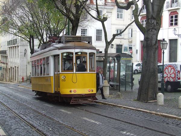 Lisbon - Alfama 