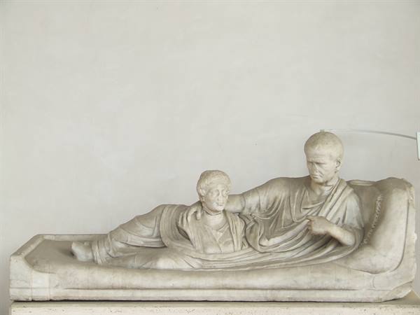 ROME - National Museum: Sarcophagus