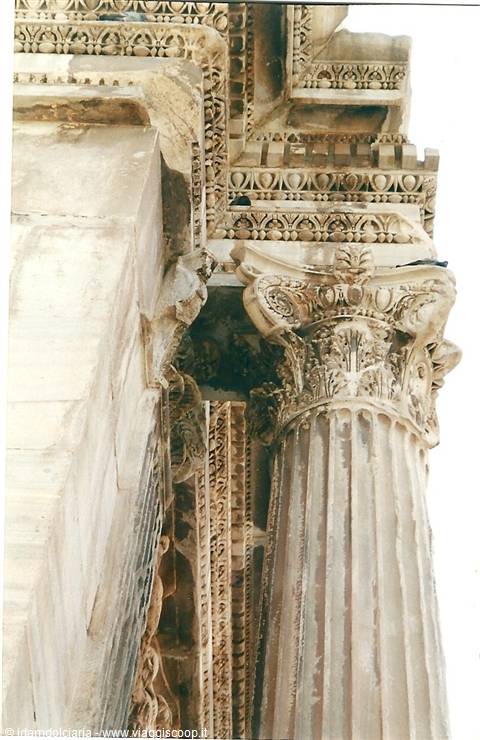 ROME - Detail of the Arch of Septimius Severus
