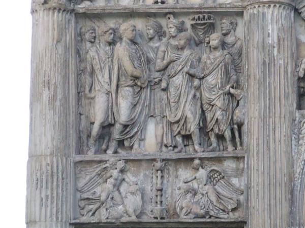 BENEVENTO - Arch of Trajan: detail
