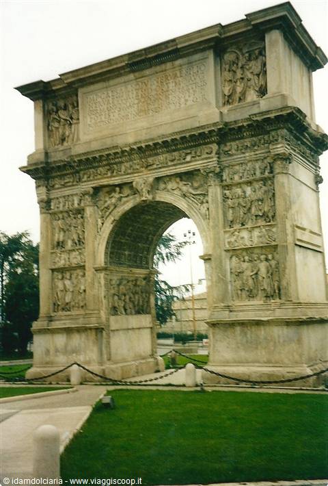 BENEVENTO - Arch of Trajan