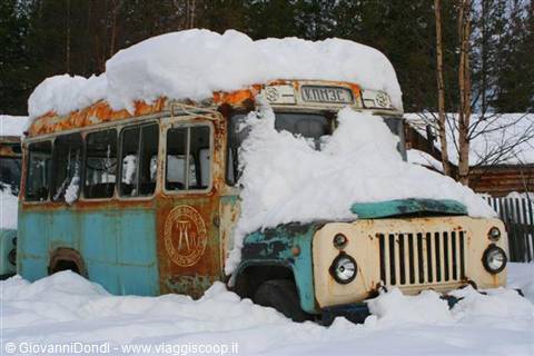 This bus is waiting for the thaw