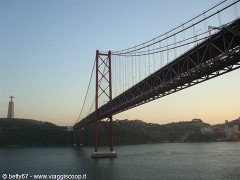 lisbon bridge and copy of the rio christ