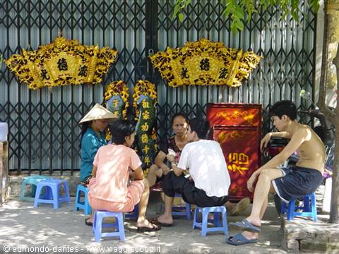 Street vendors in Hanoi