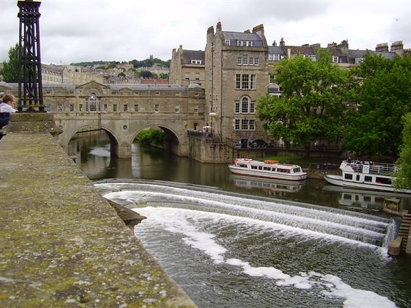 Bath and its bridge