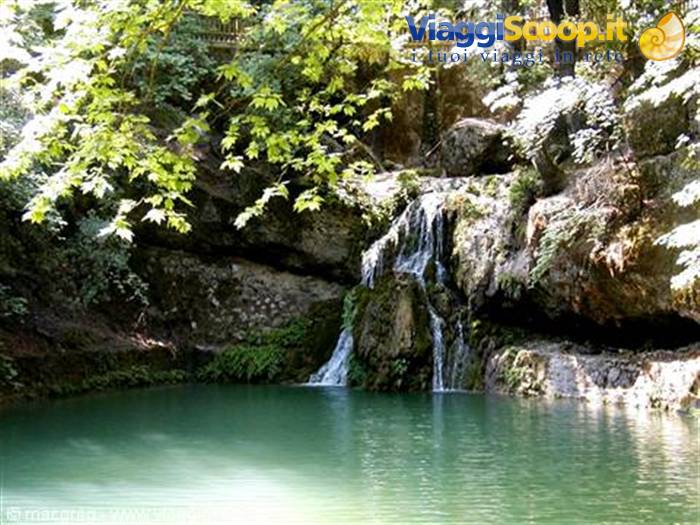 Petaloudes