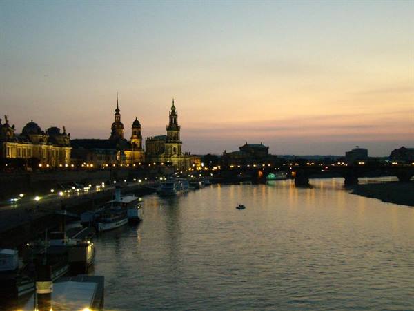 Dresden by night