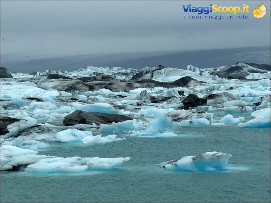 glacial lagoon of Jokulsarlòn