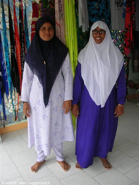 Maldivian women