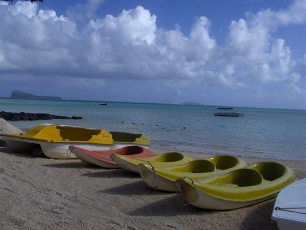 canoes at rest