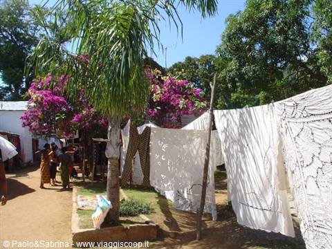 The Embroiderers' Street, Nosy Komba
