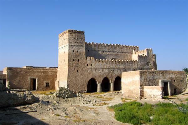 Jalan Bani Bu Ali - Fort