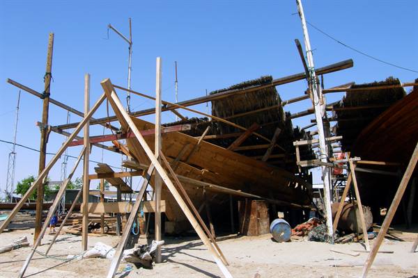 Sur - Dhow shipyard