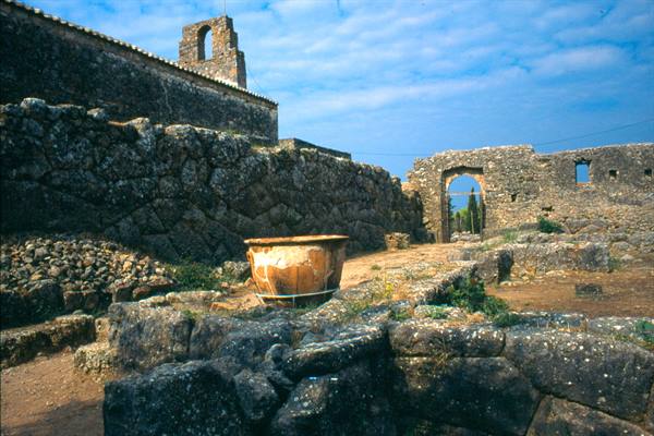 Nekromanteion