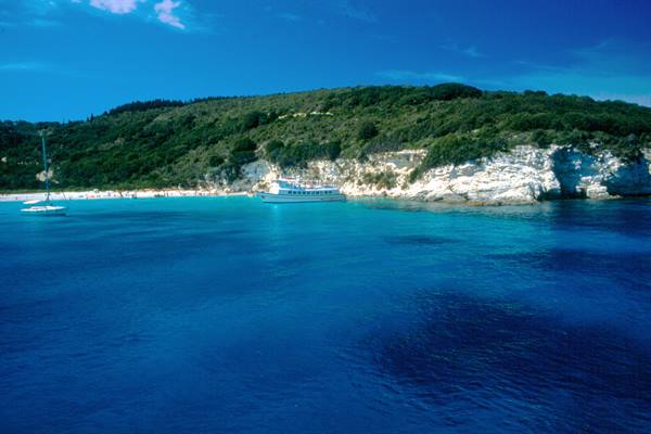Antipaxos - Vrikes Beach Bay