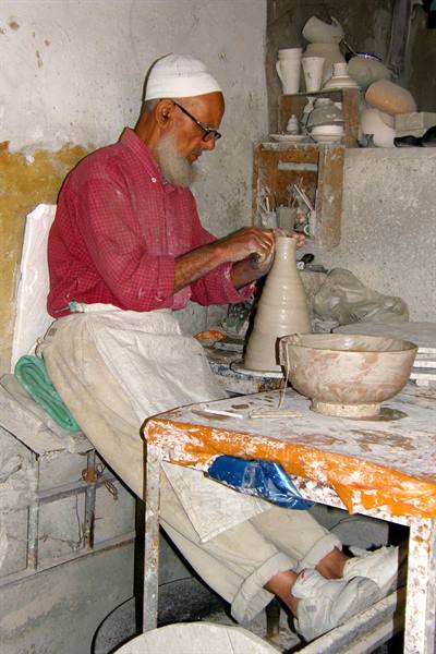 Fes - Pottery making