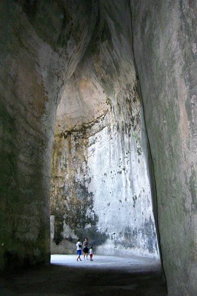 Siracusa: Ear of Dionysius