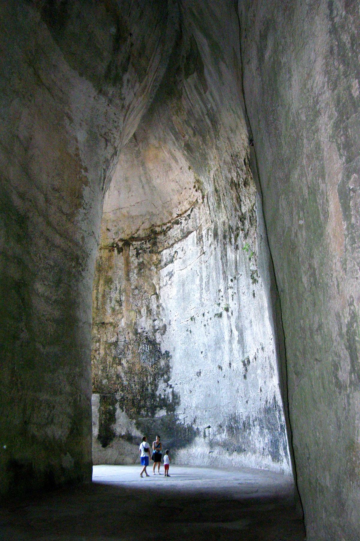 Siracusa: Ear of Dionysius