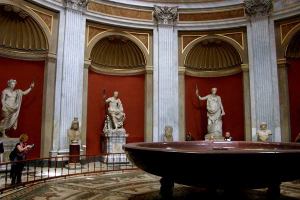 Round Hall