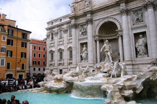 Trevi Fountain