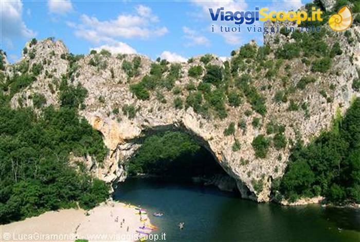 Ardèche Gorges - Pont d'Arc