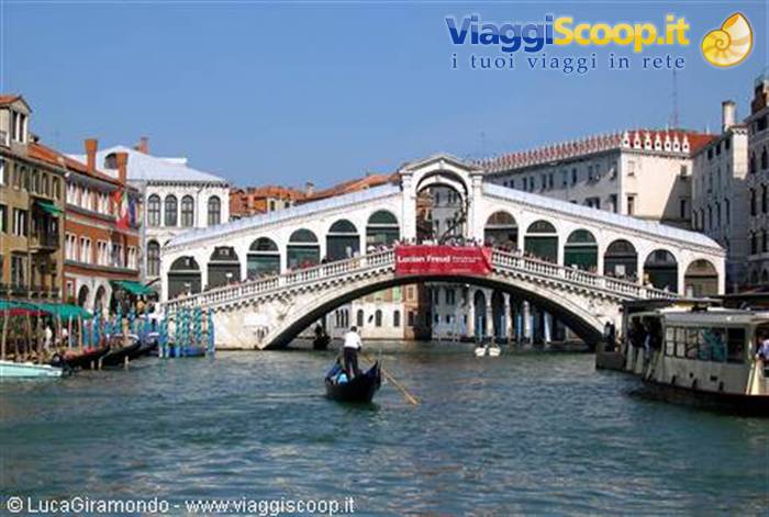 Rialto Bridge