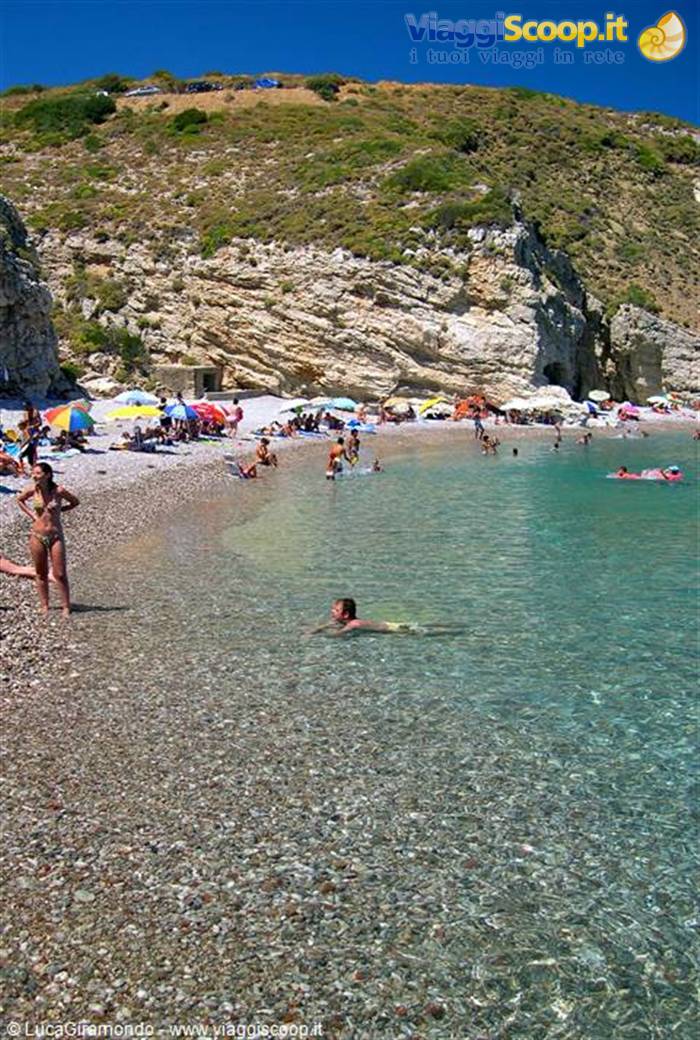 Kapsali Bay