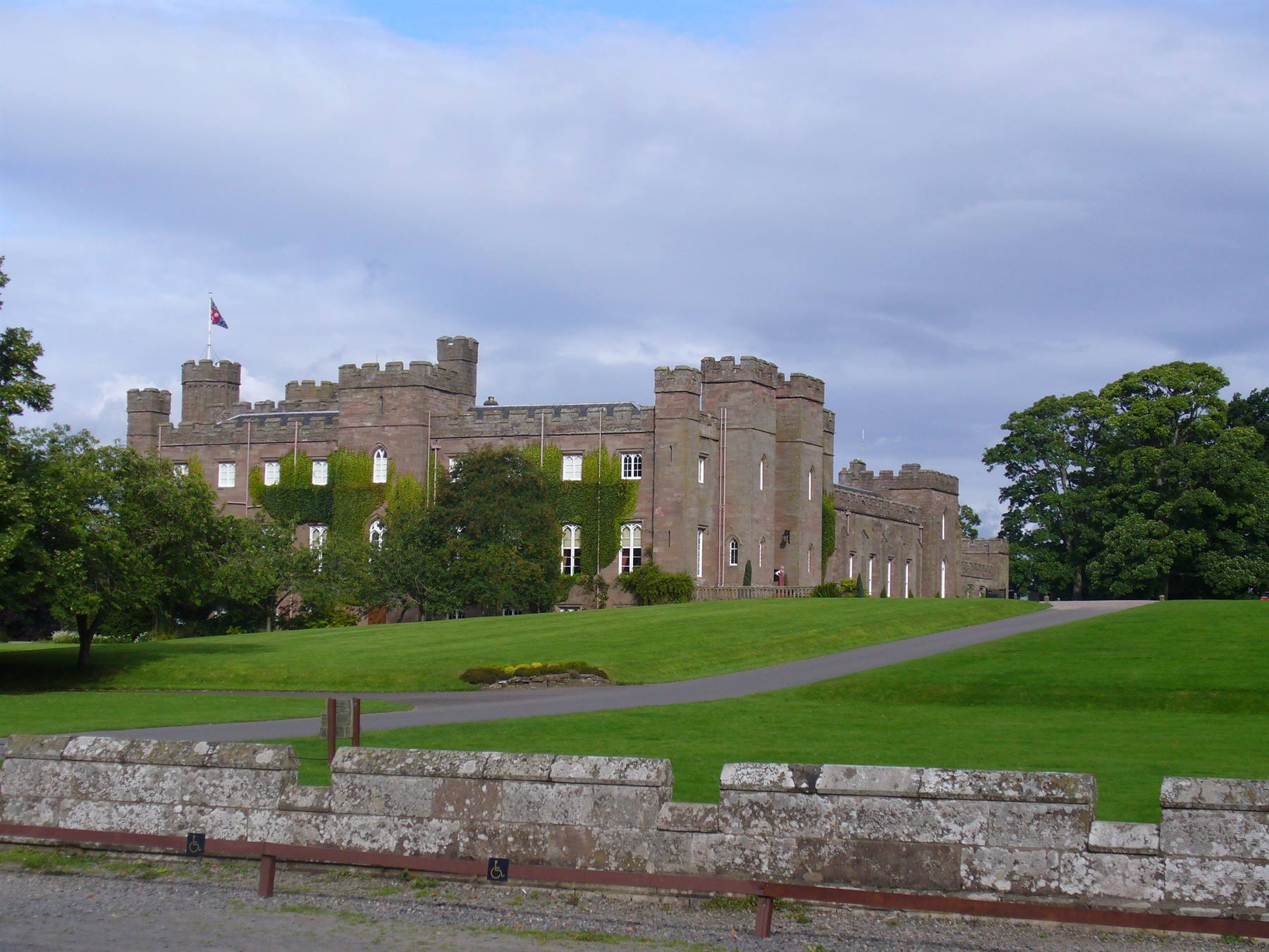 SCONE PALACE