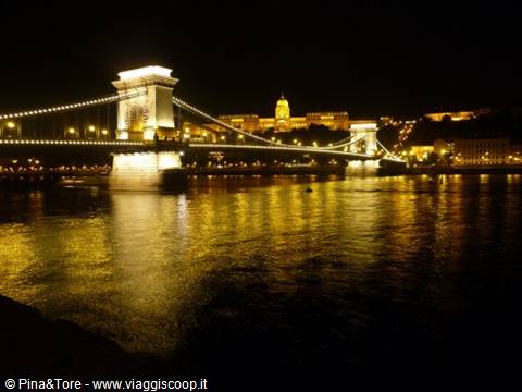 Chain Bridge illuminated at night over the Danube, Budapest