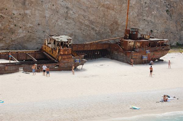 THE SHIPWRECKED SHIP