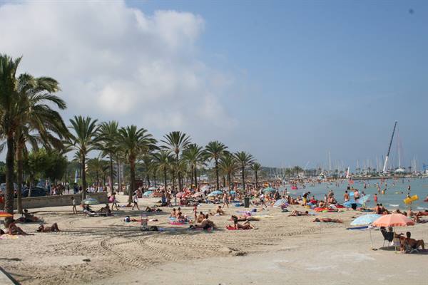 EL ARENAL BEACH
