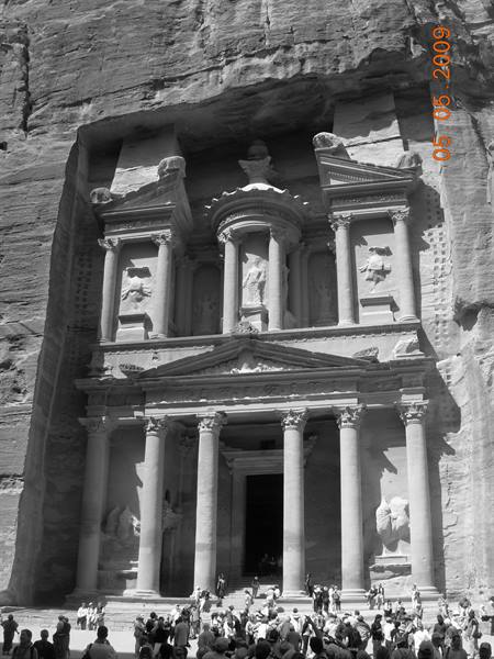 Petra - treasury in black and white!