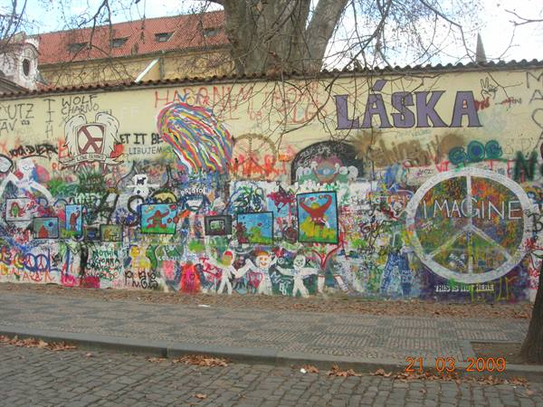 Prague - John Lennon wall