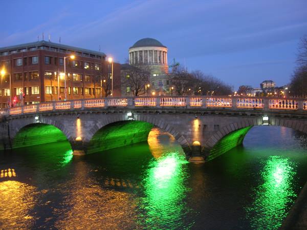 Dublin - Liffey river