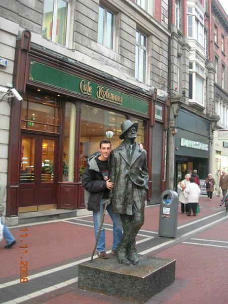 Dublin - statue of James Joyce