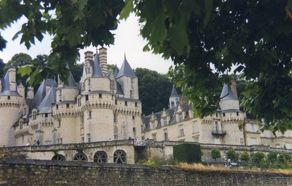 Usse - castle