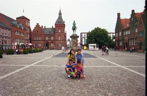 Esjberg - main square