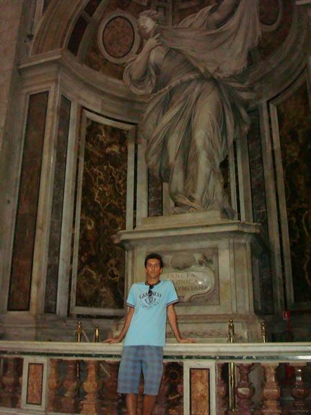 Vatican - statue of Saint Veronica