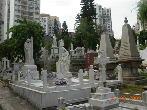 Macao - cemetery