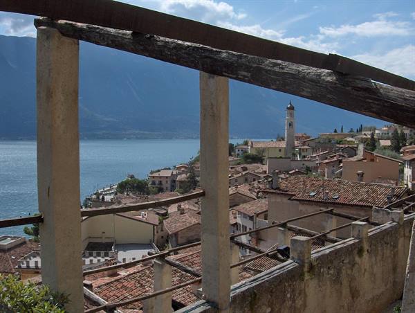 Limone (view from the lemon house)