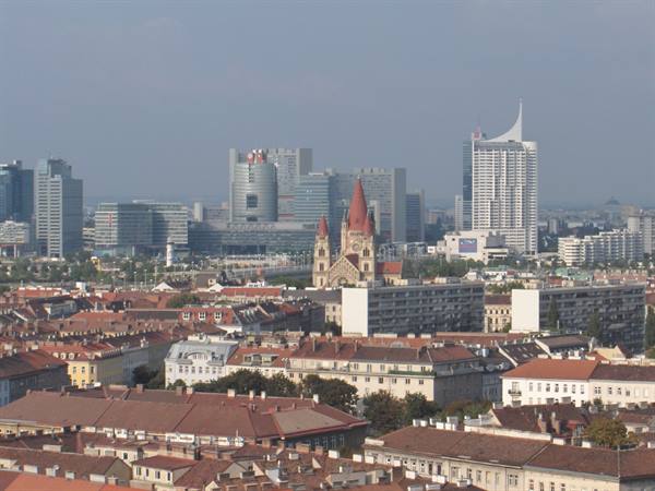 Vienna seen from the Ferris Wheel