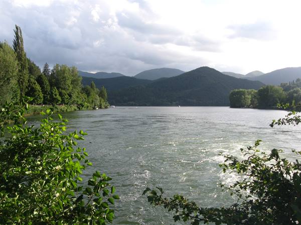 LAKE PIEDILUCO