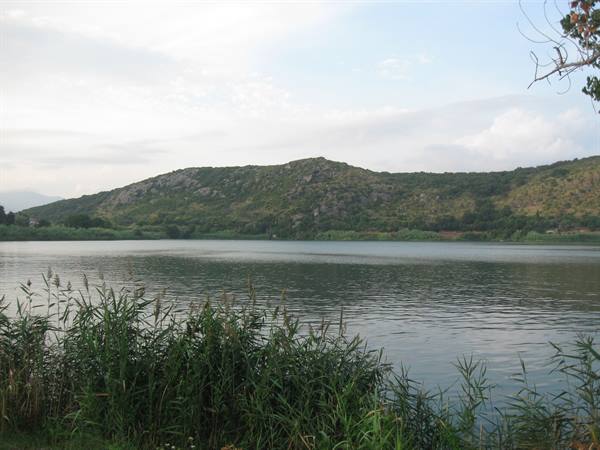Fondi lake