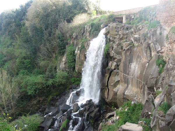 Nepi waterfall