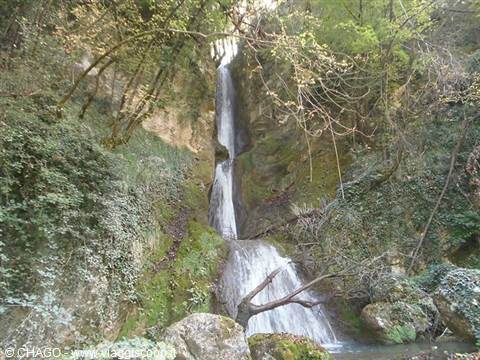 Tuorno waterfall