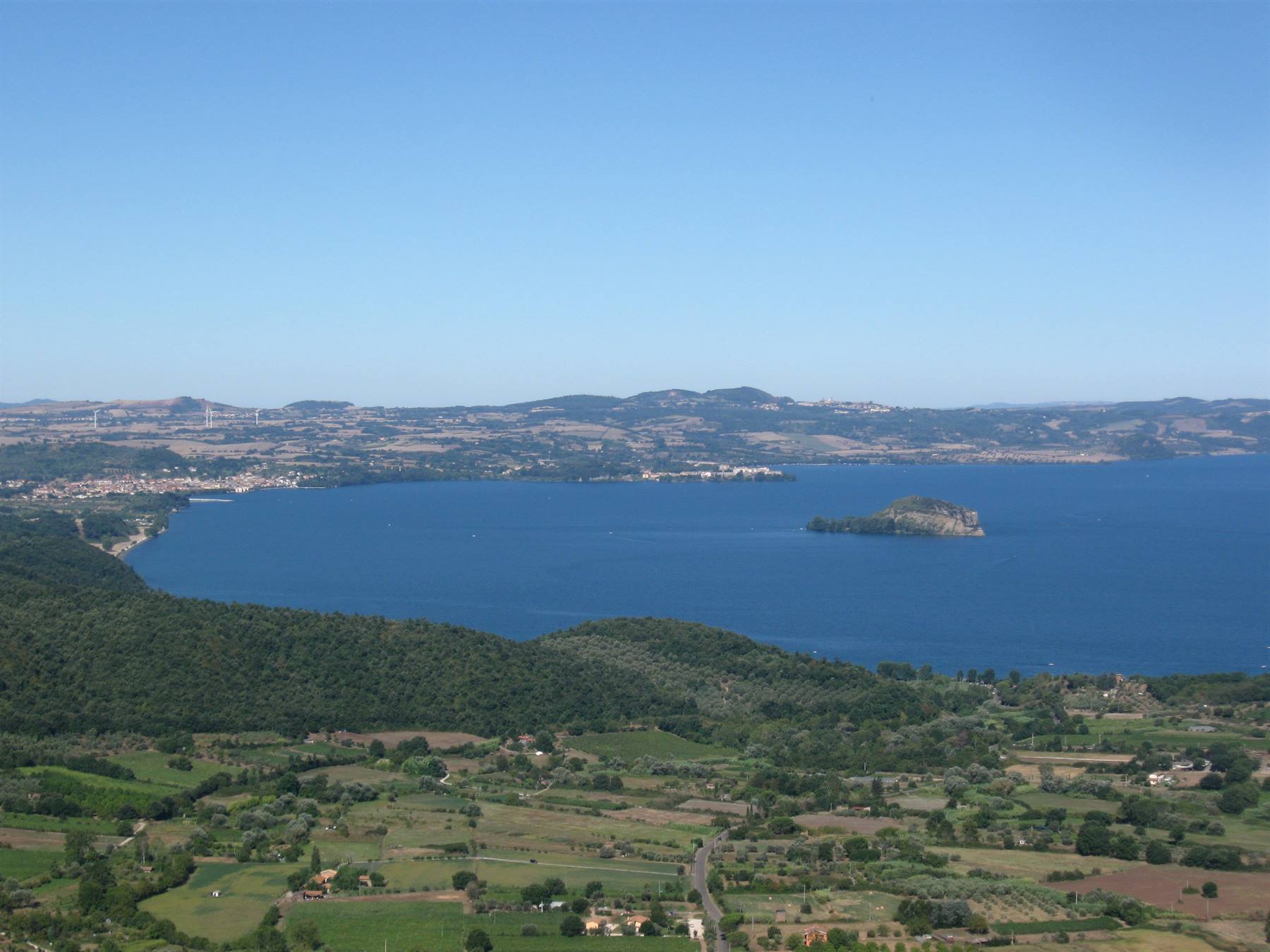 panorama sul lago